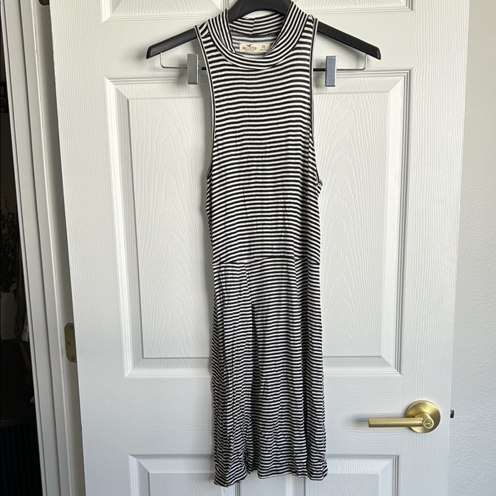 Hollister Striped Black and White Sleeveless Mockneck Easy Flowy Skater Dress